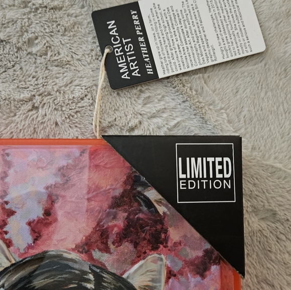 "Gala Cats" is a Stretch Canvas painting in an Acrylic Glass Shadow Box Frame - Picture 10 of 10